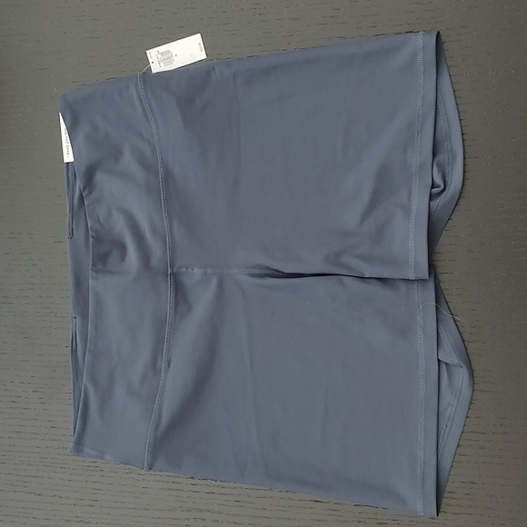 Old Navy Pants - New Old Navy 6" Powersoft Navy Blue High Rise Bike Shorts XL Go Dry